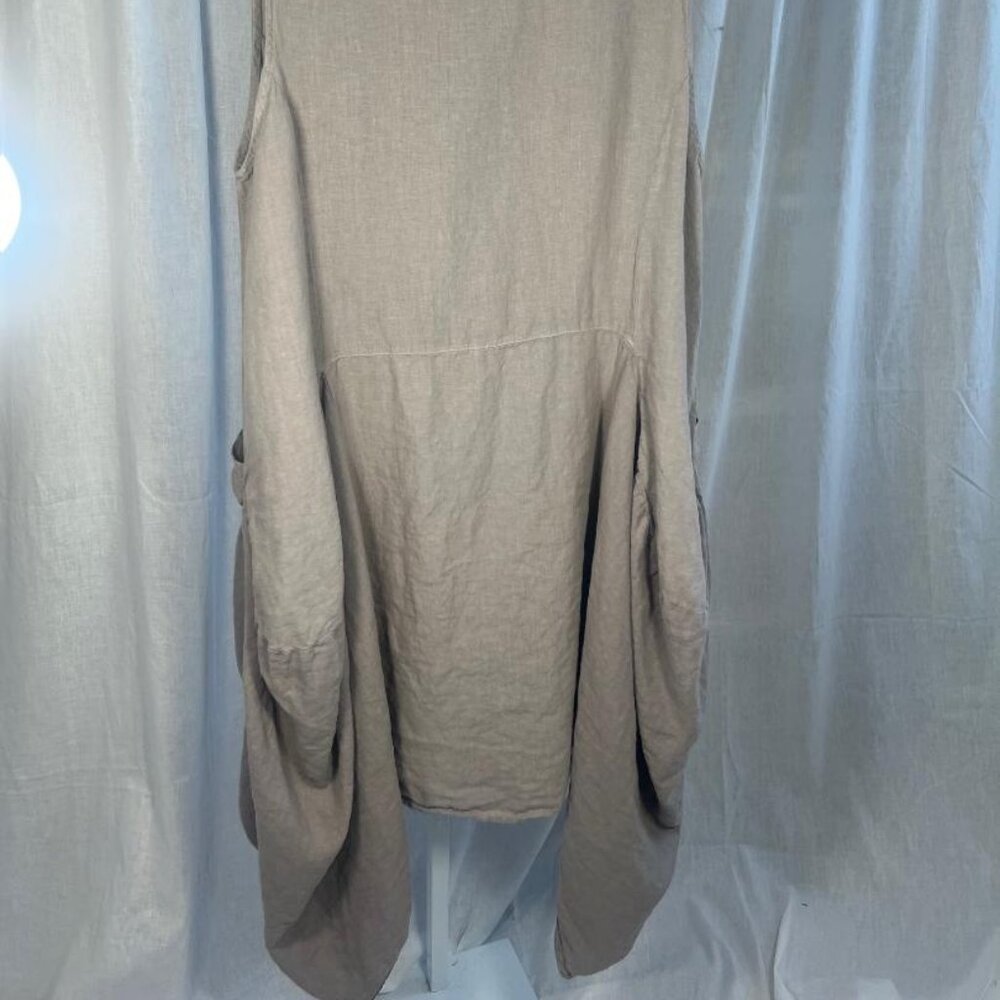 Match Point Oversized Linen Dress in Taupe - Size XL - Picture 9 of 9